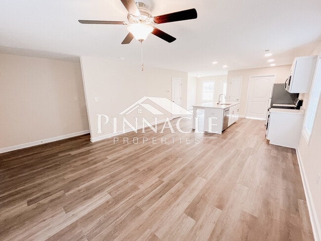 Photo - 209 Munford St