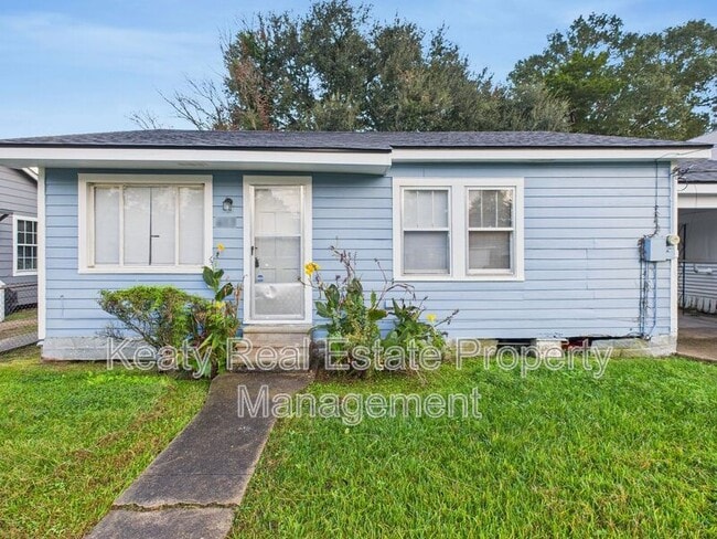 Photo - 413 Dorothy St