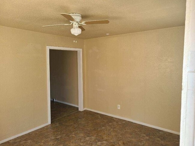 Photo - 2808-2810 Stuart Dr Unit 2810