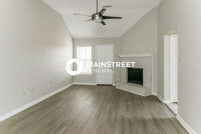 3 Bedroom Pet-Friendly Home in Memphis, TN with Main Street Renewal