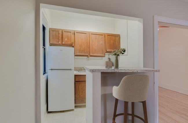 Monadnock Apartments