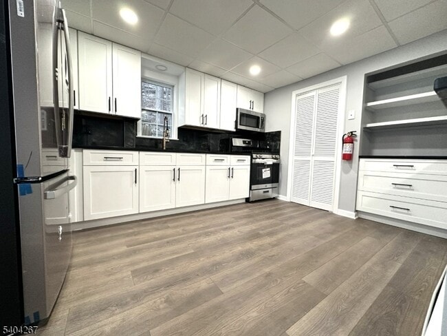 Building Photo - 236 Kinnelon Rd