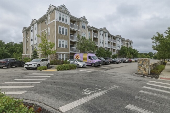 Building Photo - 110 Trotter Rd Unit 401