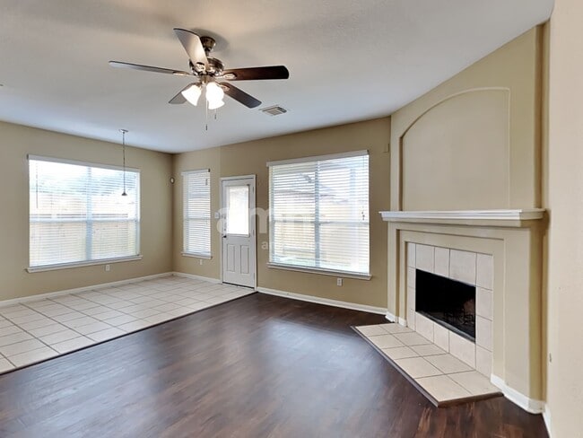 Photo - 15742 Flagstone Walk Way