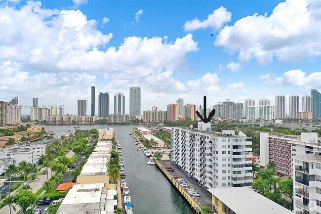 Building Photo - 3703 NE 166th St Unit 709 Rental