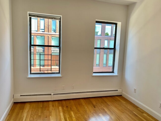 Photo - 226 E Berkeley St Unit 4