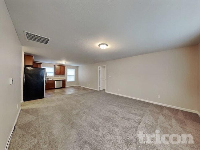 Photo - 906 W Clinton St