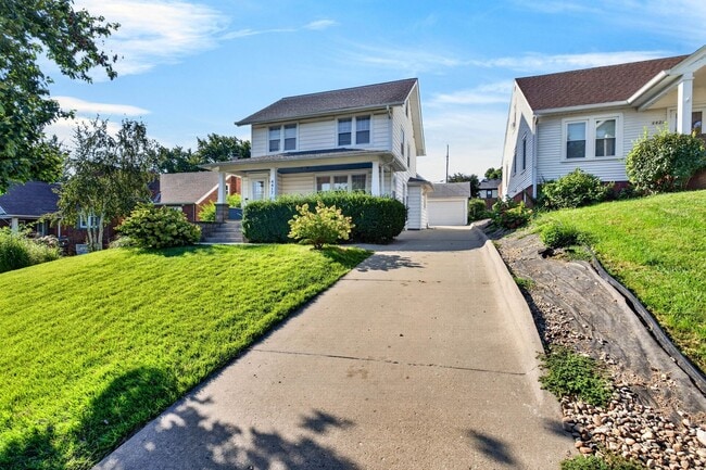 Photo - 4417 Poppleton Ave