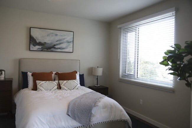 888 Fourth Street Apartments, LLC