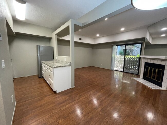 Photo - Bright Spacious Downstairs 1 bedroom 1 bath Condo in Serene North San Jose Community