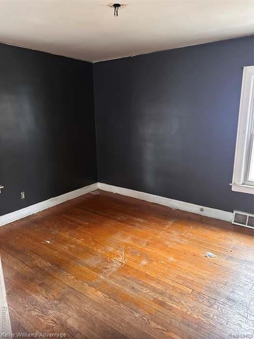 Photo - 15047 Lesure St