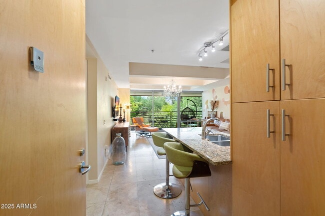 Building Photo - 7121 E Rancho Vista Dr Unit 2003 Rental