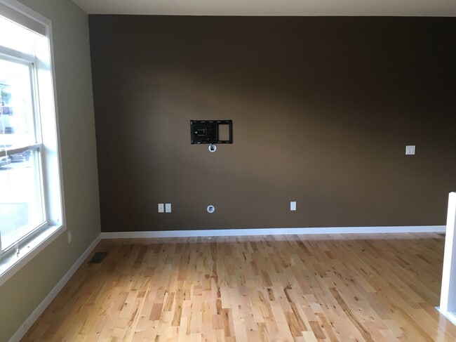 living room - 245 Lake Ave Unit B