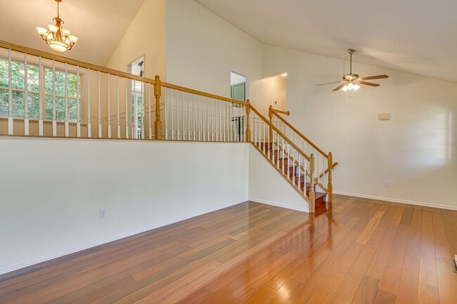 Photo - Gorgeous Single Family Home on a Cul-de-Sac!