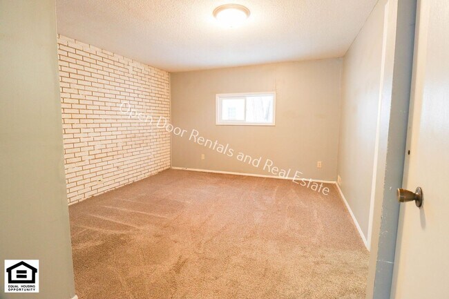 Photo - 501 N Broadway St Unit C