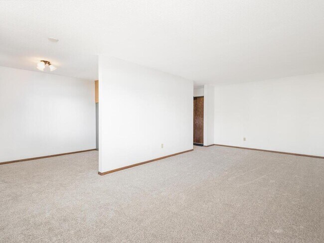 Photo - 4101 Parklawn Ave Unit 130