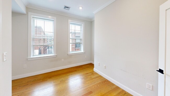 Photo - 191 Porter St Unit 4