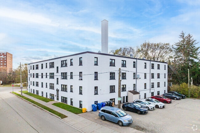 Building Photo - Trafalgar Apartments