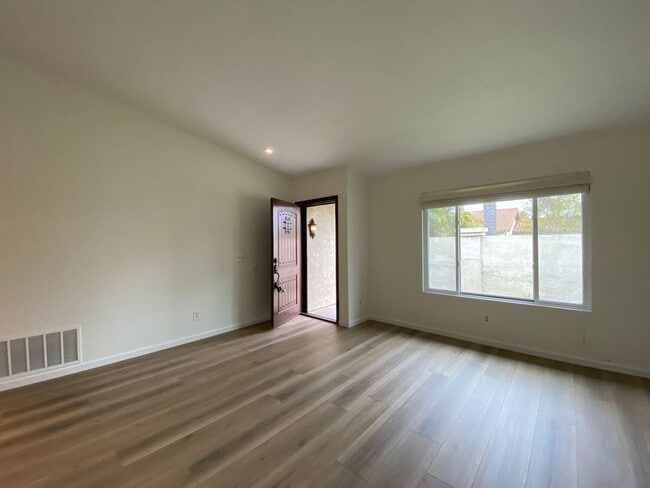 Photo - Spacious 4 Bedroom 2 Bath in Desirable Oceanside!