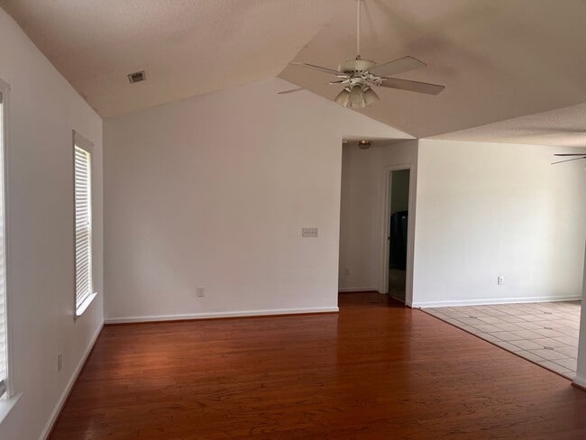 Photo - Alamosa Place