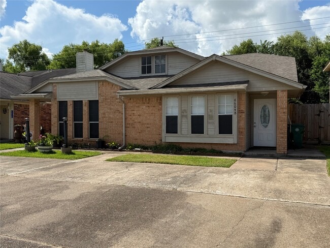 Building Photo - 6604 Tamar Dr