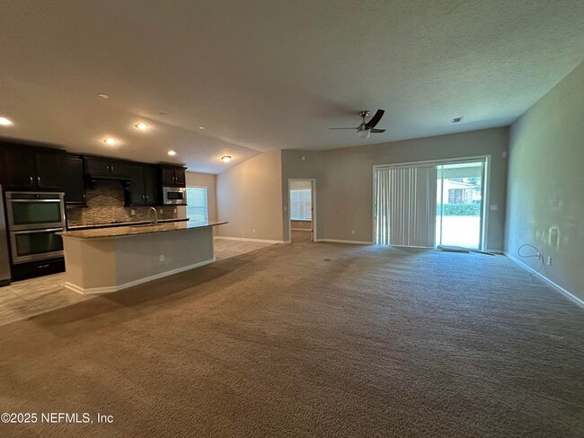 Photo - 159 Woodcross Dr