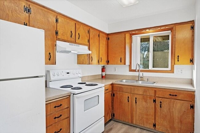 3 bedroom downtown Hillsboro!! Call today-... - 3 bedroom downtown Hillsboro!! Call today-... House