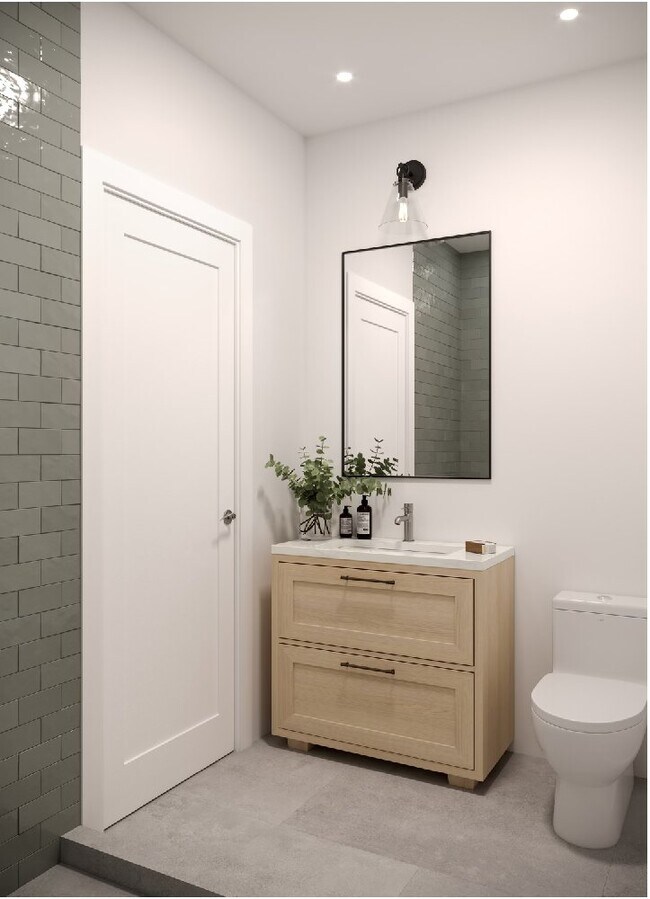 Photo - 885 Somerset St W Unit 2