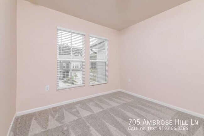 Photo - 705 Ambrose Hl Ln