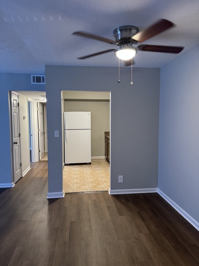 Photo - 9304 Aylesbury Dr Unit 7