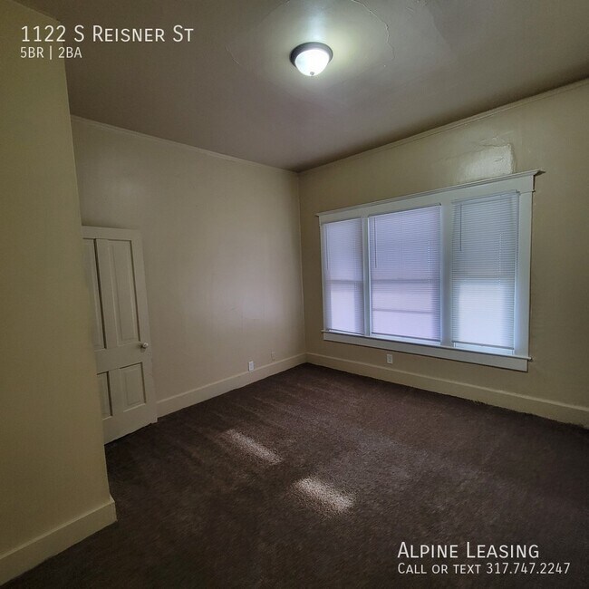 Photo - Southwest 5BR/2BA Home w/2-Car Garage!