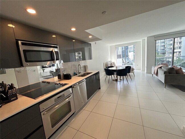 Photo - 31 SE 6th St Unit 1703