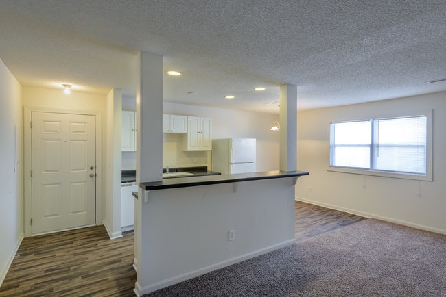 Photo - Arbor Square