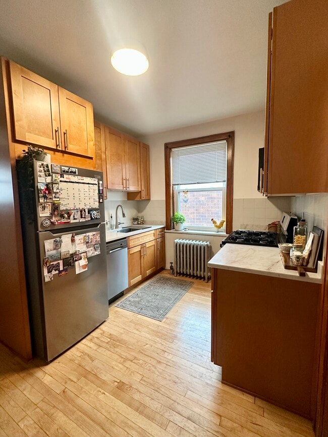 Building Photo - 4036 N Mozart St Unit 3