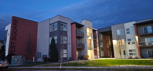 Photo - 875 S Depot St Unit 139A