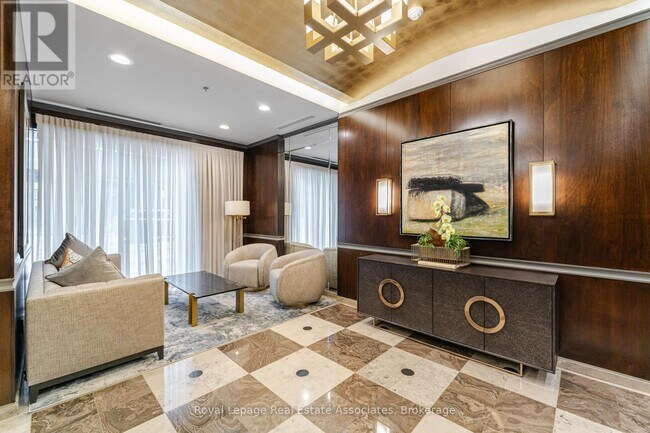 Photo - 388 Bloor St E Unité 1507