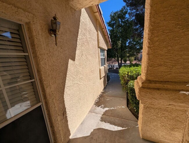 Photo - 5117 Kingsbridge