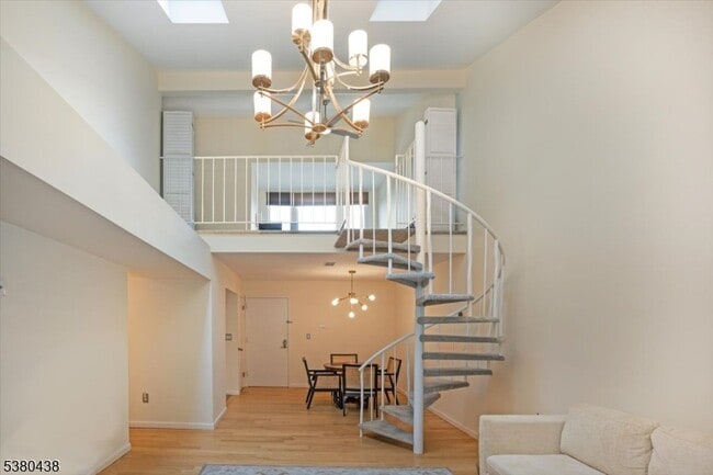 Building Photo - 41 Mt Kemble Ave Rental