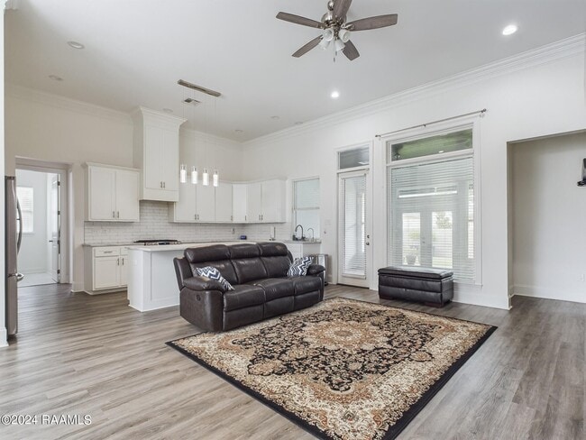 Photo - 316 Redfern St