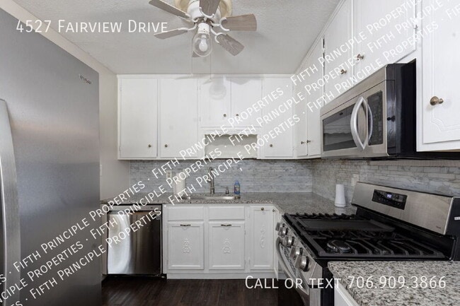 Photo - 4527 Fairview Dr