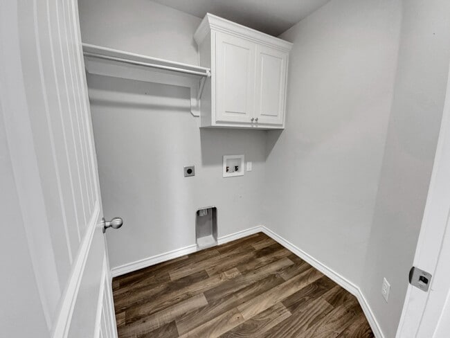 Photo - 6040 24th St