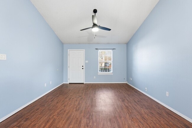 Photo - Home in Benton