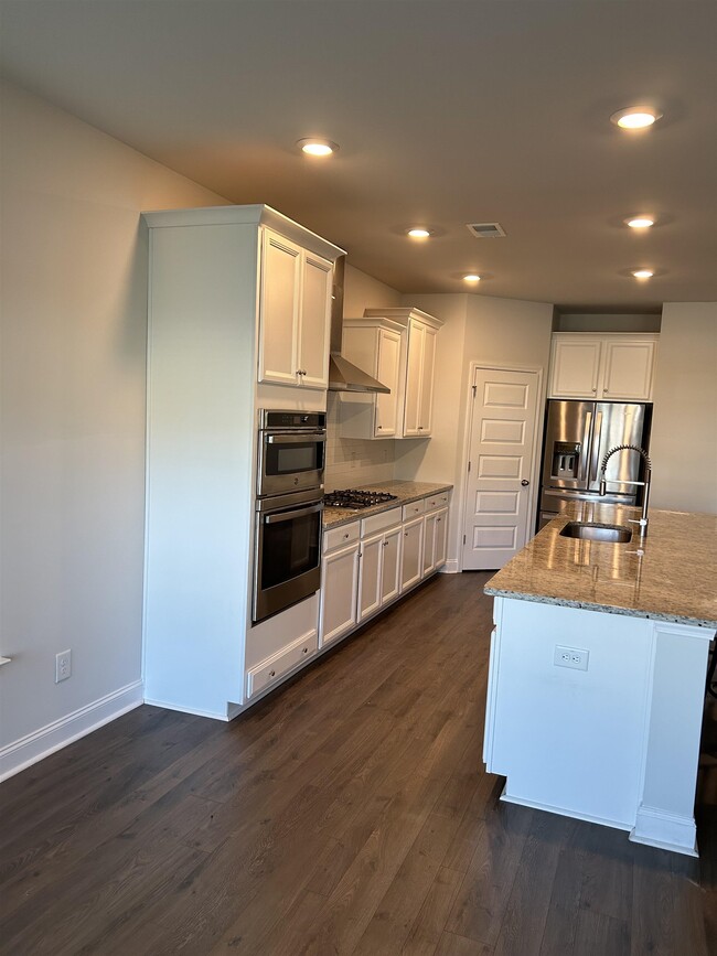 Photo - 2404 Blue Crane Cir