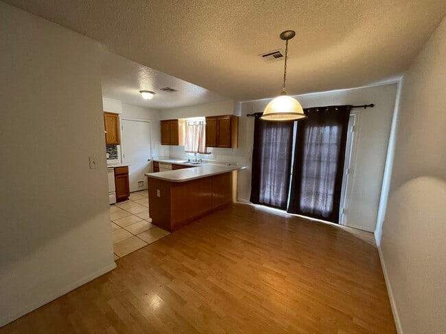 Photo - 3 BEDROOM HOME ON HUGE LOT WITH SOLAR  INCLUDED!