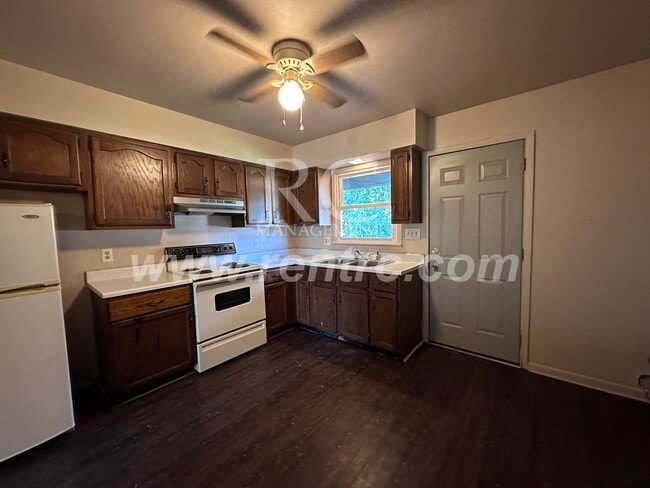 Photo - 802-G Bryan-