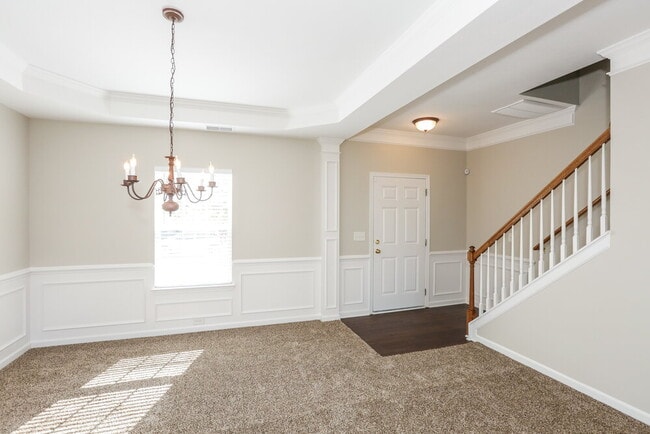Photo - 4823 Sunburst Ln