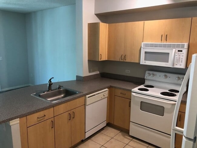 Beautiful 1/1 condo with great amenities - Beautiful 1/1 condo with great amenities