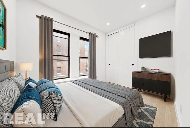 Photo - 704 Eighth Avenue Unit 4B