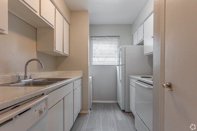 Photo - ReNew Midland