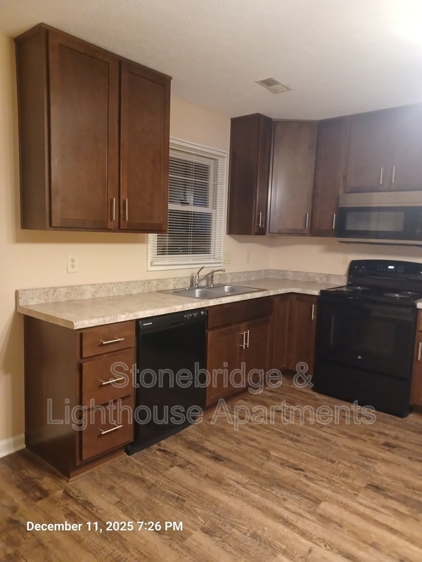 Photo - 4808 Clover Park Dr